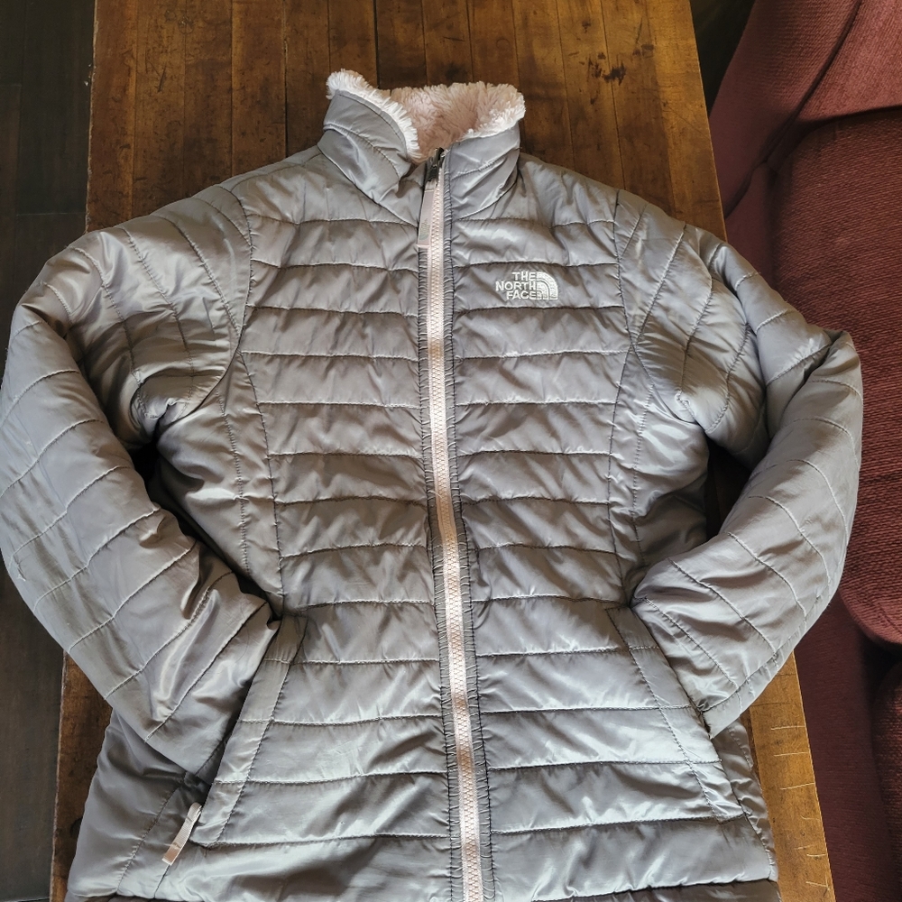 Girls youth Northface reversible jacket size 10/12